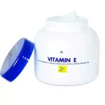 کرم مرطوب کننده کاسه ای Vitamin E پاریا - Parya حجم 200 میل